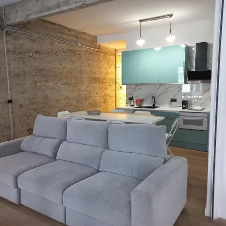 Mbe Centro, 3hab, 2 Banos, Jacuzzi Apartment *