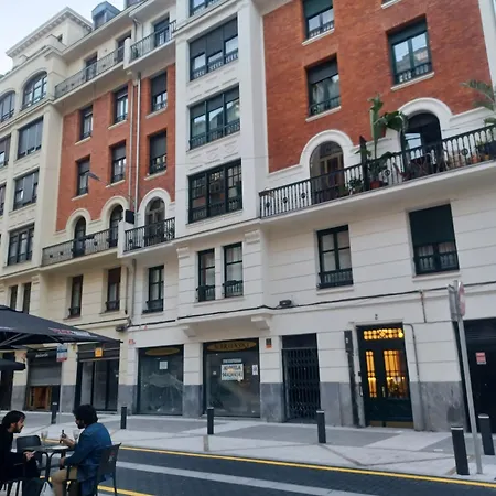 Mbe Bilbao Centro,100M2, 3Hab, 2 Banos בילבאו