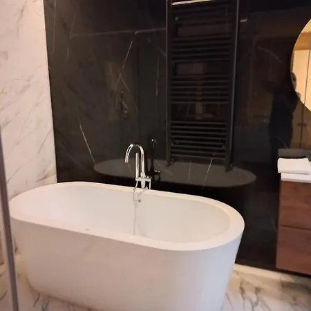 Mbe Centro, 3hab, 2 Banos, Jacuzzi Apartament *