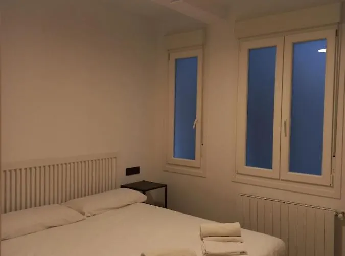 Mbe Centro Cerca San Mames Apartment *