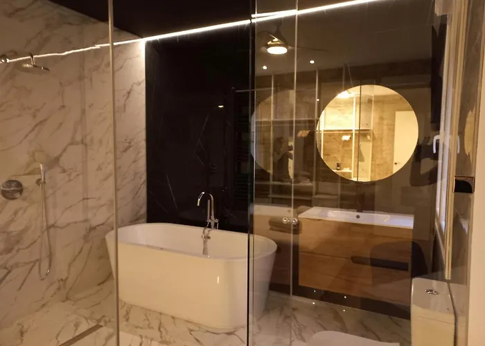 Mbe Centro Cerca San Mames * בילבאו